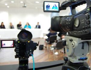 event streaming company webcast webinar event production company to stream webcast to facebook live streaming to youtube 360 film company london streaming uk